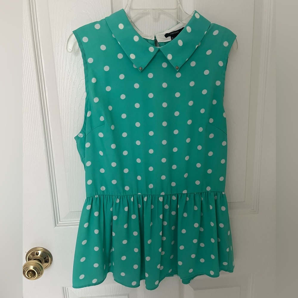 EUC Women’s Mint Polka Dot Stud Peplum Top Size Large